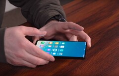 Das Apex von Vivo im Hands-On-Video von Lewis, besser bekannt als Unbox Therapie.