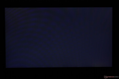 Leicht unebenes Backlight Bleeding