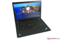 Das Lenovo ThinkPad T495 kann im fast neuwertigen Refurbished-Zustand für unter 200 Euro abgesahnt werden (Bildquelle: Andreas Osthoff)