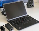 Lenovo verkauft das ThinkPad T14s Gen 4 mit AMD-CPU momentan mit einem satten Rabatt (Bildquelle: Andreas Osthoff)