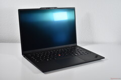 Großes Leistungsupgrade für superleichten sub-1kg Laptop: Lenovo wird Arrow Lake H im ThinkPad X1 Carbon Gen 13 anbieten (Bildquelle: Benjamin Herzig/Notebookcheck)