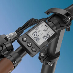 Ein Display ist verbaut (Bildquelle: Fafrees)