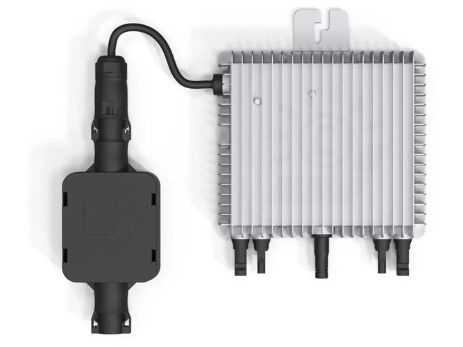 Der zum Balkonkraftwerk dazugehörige Wechselrichter erinnert ein wenig an einen Deye, jedoch wird er nicht weiter spezifiziert (Bildquelle: OBI)