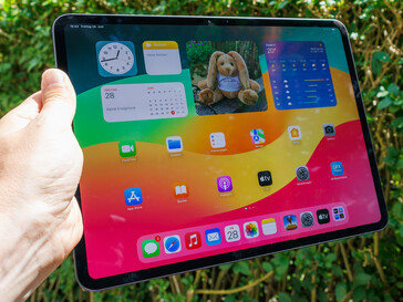 Apple iPad Pro 13 im Freien