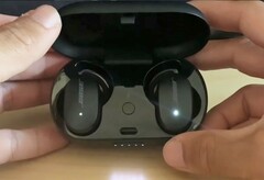 Die Noise Cancelling Earbuds 700 von Bose leaken in einem ersten Hands-On-Video.