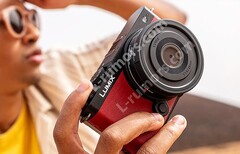 Mit der Lumix S9 soll Panasonic in Kürze eine extrem kompakte Vollformat-Kamera enthüllen. (Bild: L-Rumors / Andrea Pizzini)