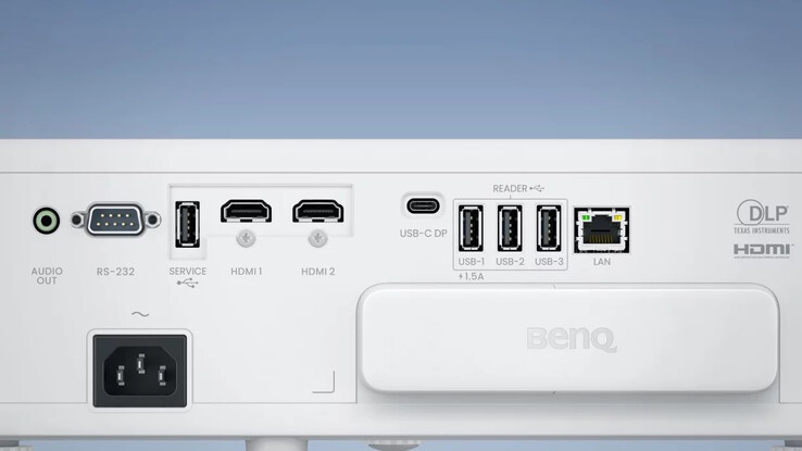 Unter anderem drei nutzbare USB-Ports sind vorhanden (Bildquelle: BenQ)