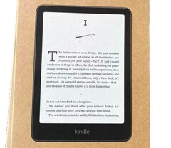 Der Kindle Paperwhite der nächsten Generation erhält ein größeres Display. (Bildquelle: gavan820 / Reddit)