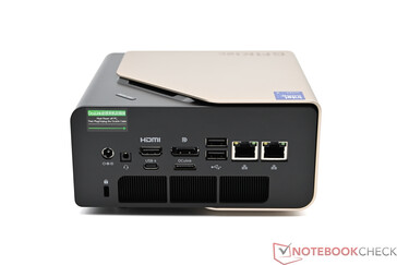 Rückseite: Stromanschluss, 3.5 mm combo audio jack, HDMI 2.1, DisplayPort 1.4, Oculink, 2× USB2.0 Type-A, 2× 2.5G LAN