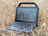 Dell Latitude 7030 Rugged Extreme im Test: Robustes Tablet mit vollen sRGB-Farben