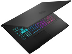 Großer 17-Zoll-Gamer MSI Katana 17 mit Intel Core i7-13620H und Geforce RTX 4060 samt 105-Watt-TGP bietet sehr gute Tastatur aber geringe Akkulaufzeit (Bildquelle: MSI)