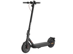 Der Electric Scooter 4 Pro mit deutscher Straßenzulassung ist heute so günstig wie selten zuvor (Bildquelle: Xiaomi)