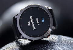 Garmin verspricht, mit der Beta-Version 17.20 für die Fenix 7-Serie und andere Modelle wie die Epix 2 einen Fehler bei der Akku-Entladung behoben zu haben (Bild: Garmin).