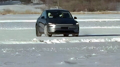 Teslas Model Y Juniper wurde erstmals ohne Tarnung gesichtet (Bildquelle: Shawn/Weibo)