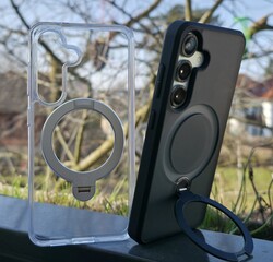 Galaxy S25 mit einem Case von Torras