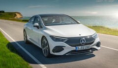 Der Mercedes EQE 350+ bekommt eine größere Batterie, aber auch einen höheren Listenpreis (Bildquelle: Mercedes-Benz)