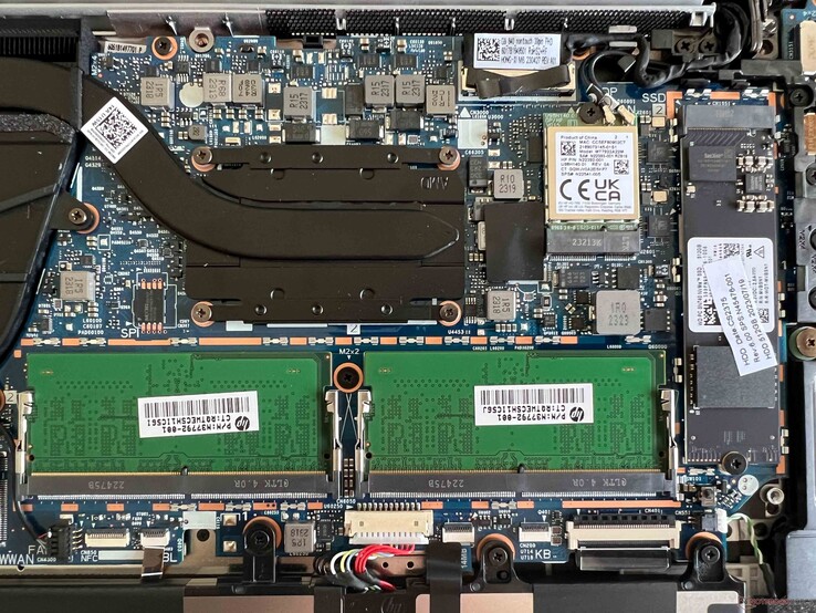 Business-Laptop HP EliteBook 845 G10 aufrüstbaren 16 GB RAM AMD Ryzen 5 so günstig wie nie