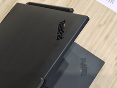 Lenovo ThinkPad T14s 2-in-1 Gen 1 (Bildquelle: Benjamin Herzig/Notebookcheck.com)