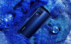 Das Realme 8s ist ein neues 5G-Smartphone mit 90 Hz Display und 64 MP Triple-Kamera. (Bild: Realme)