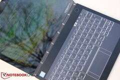 Das innovative 3 in 1 Yoga Book C930: Die Zukunft der Laptops?