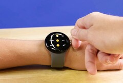 Viele Komponenten der Google Pixel Watch können einzeln getauscht werden, das gilt aber nicht für die Krone. (Bild: iFixit)