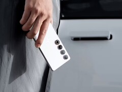 Das Polestar Phone soll eine tiefe Integration mit Polestar-Elektroautos bieten. (Bild: Polestar)