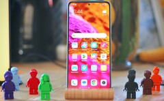 Das Xiaomi Redmi Note 13 4G bietet unter anderem ein tolles Display zum kleinen Preis (Bild: Florian Schmitt)