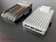 Links ZimaBoard 1.0, rechts ZimaBoard 2.0