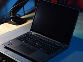 Im Convertible-Deal kann das generalüberholte Lenovo ThinkPad X13 Yoga Gen 3 jetzt für unter 500 Euro erstanden werden (Bildquelle: Benjamin Herzig)