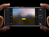 In Europa bekommt das Vivo X100 Pro derzeit das Humanistic Camera GUI  inklusive S/W Modus aus dem Vivo X100 Ultra per Update. (Bildquelle: Vivo)