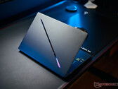 Asus ROG Zephyrus G16 Laptop im Test - RTX 4090 im schlanken Gamer mit angezogener Handbremse