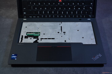 Lenovo ThinkPad P14s Gen 4 Intel: Keyboard removed