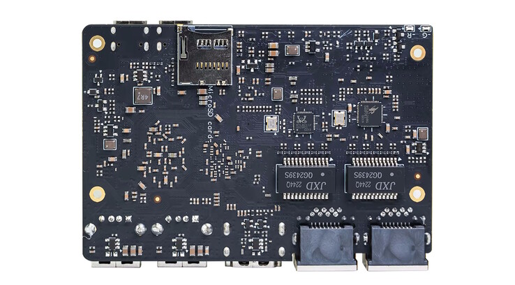 Eine Speicherkarte lässt sich nutzen (Bildquelle: Banana Pi)