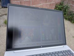 Draußen bei starker Bewölkung