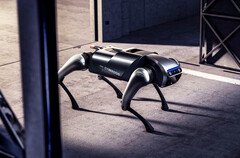 Der Xiaomi CyberDog beherrscht schon jetzt einige interessante Kunststücke. (Bild: Xiaomi)