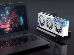 Zwei neue GPU-Docks kommen mit unterschiedlichen Anschlüssen (Bildquelle: Peladn)