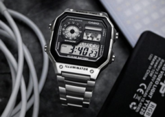 Eine Casio AE-1200WHD-1AV ist trotz der Metallelemente nur rund 10 Euro teurer als die Basisversion AE-1200WH-1A. (Bildquelle: MTR Watches)