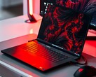 Das Razer Blade 16 kommt mit einer RTX 4070, einem Core i9 und ist momentan stark rabattiert (Bildquelle: Alex Wätzel)