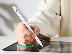 Der Geo Digital Pencil muss für die Strichdicke geneigt werden (Bildquelle: ESR)