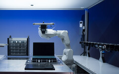 Mit dem Concept Luna will Dell nächstes Jahr ein brauchbares Display in Laptops anbieten. (Bildquelle: Dell)