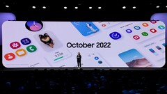 Das Samsung Galaxy S22 hat One UI 5 schon im Oktober erhalten, viele weitere Geräte folgen im November. (Bild: Samsung)