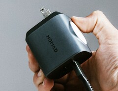 Nomad integriert ein Apple Watch Ladegerät in ein USB-C-Netzteil. (Bildquelle: Nomad)