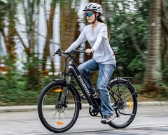 Das Touroll J1 ST gibt es aktuell zum Schnäppchenpreis. (Bildquelle: Geekbuying)