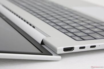 Deckel öffnet sich bis zu einem Maximum von ~175 Grad