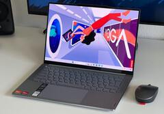 Lenovo verkauft das attraktive Yoga Slim 7 14 mit einem schicken OLED-Display und 32GB RAM für unter 1.000 Euro (Bild: Andreas Osthoff)