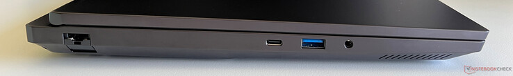 Links: Ethernet (2,5 GBit/s), USB-C 3.2 Gen.2 (10 GBit/s, DisplayPort 1.4a, 100 Watt Power Delivery), USB-A 3.2 Gen.1 (5 GBit/s), 3,5-mm-Audio