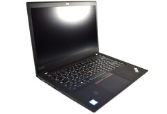 Das Lenovo ThinkPad T490 mit dem hellen 400-Nits-Bildschirm ist wieder für 239 Euro bestellbar (Bildquelle: Benjamin Herzig)