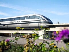 Der Transrapid 07 im Sengenthal. (Bildquelle: Firmengruppe Max Bögl/Eisenbahnmuseum Bochum)