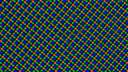 Das OLED-Display setzt auf eine RG/BG-Sub-Pixel-Matrix bestehend aus einer roten, einer blauen und jeweils einer grünen Leuchtdiode