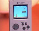 VMU Pro mit Super-Mario-Bros-1-Emulation. (Bildquelle: 8BitMods)